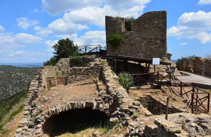 Castello Orguglioso o di Sassai, Italy